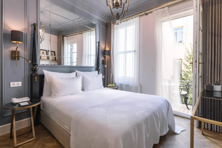 Deluxe Room with Balcony